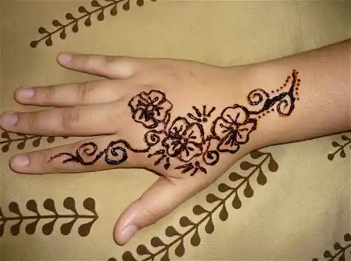 gambar henna simple untuk pemula