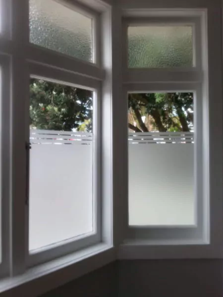 model kaca hias jendela terbaru