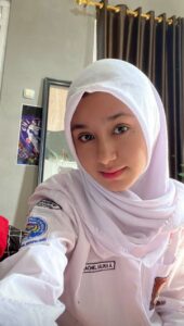 Foto Cewek2 Cantik Lucu Berhijab Anak Remaja SMA - Blog Pengajar Tekno