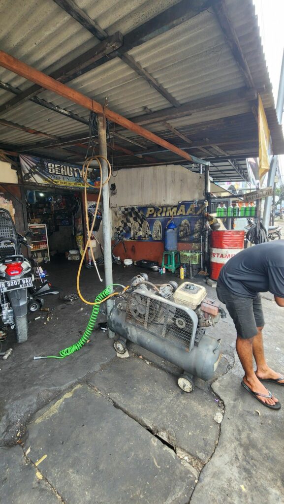 Kumpulan Foto Bengkel Motor Terbagus Dan Terlengkap Blog Pengajar Tekno